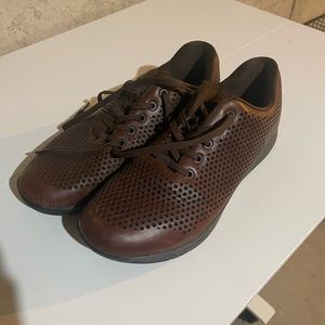 Leather Nobull trainers